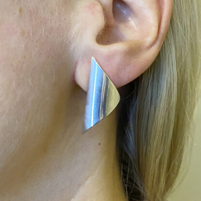 Triangle Earring. - Image 2