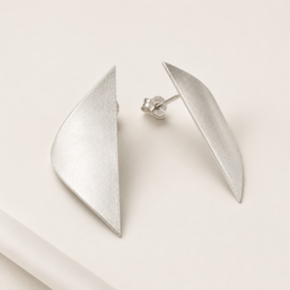 Matte Triangle Earring.