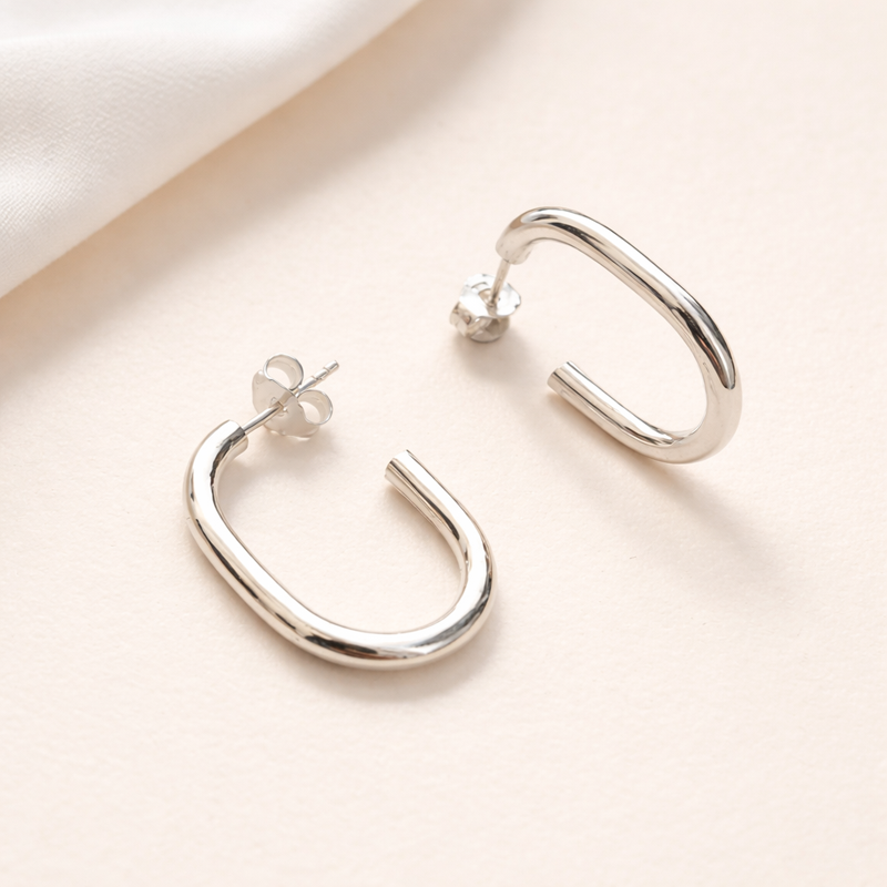 Sterling Silver Earring.