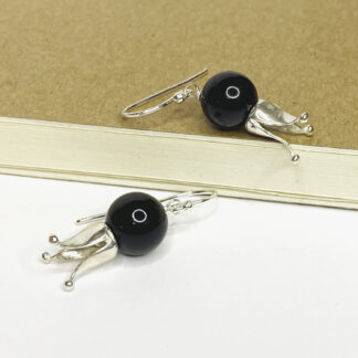 AGAVANZA earrings with black Onyx
