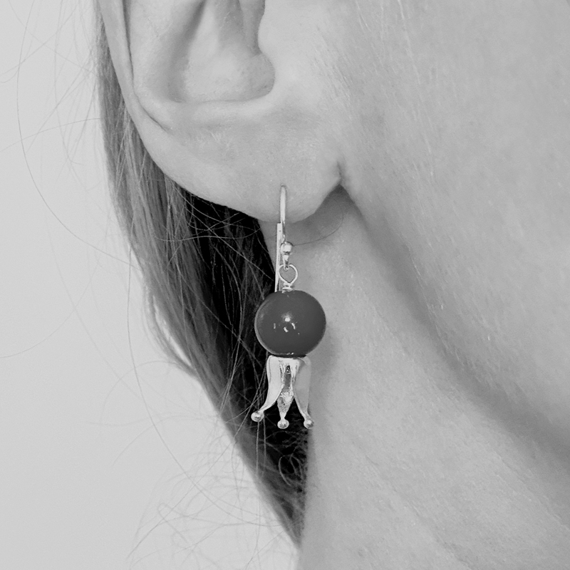 AGAVANZA earrings gold plated with red Jade Mashan - Image 2