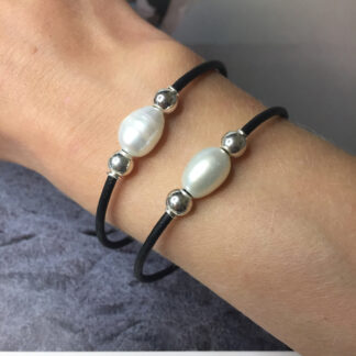 Baroque pearl bracelet with sterling silver balls and leather