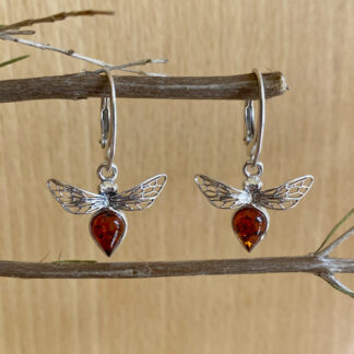 Bee earrings with amber.