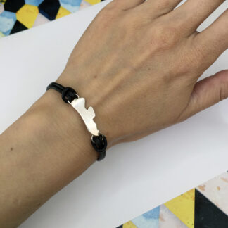 Fanø bracelet with leather.