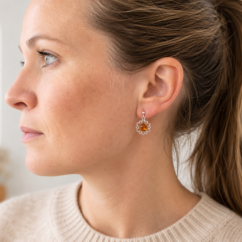 Flower Earring with Amber. - Image 2