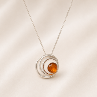 Aura Pendant with Amber.